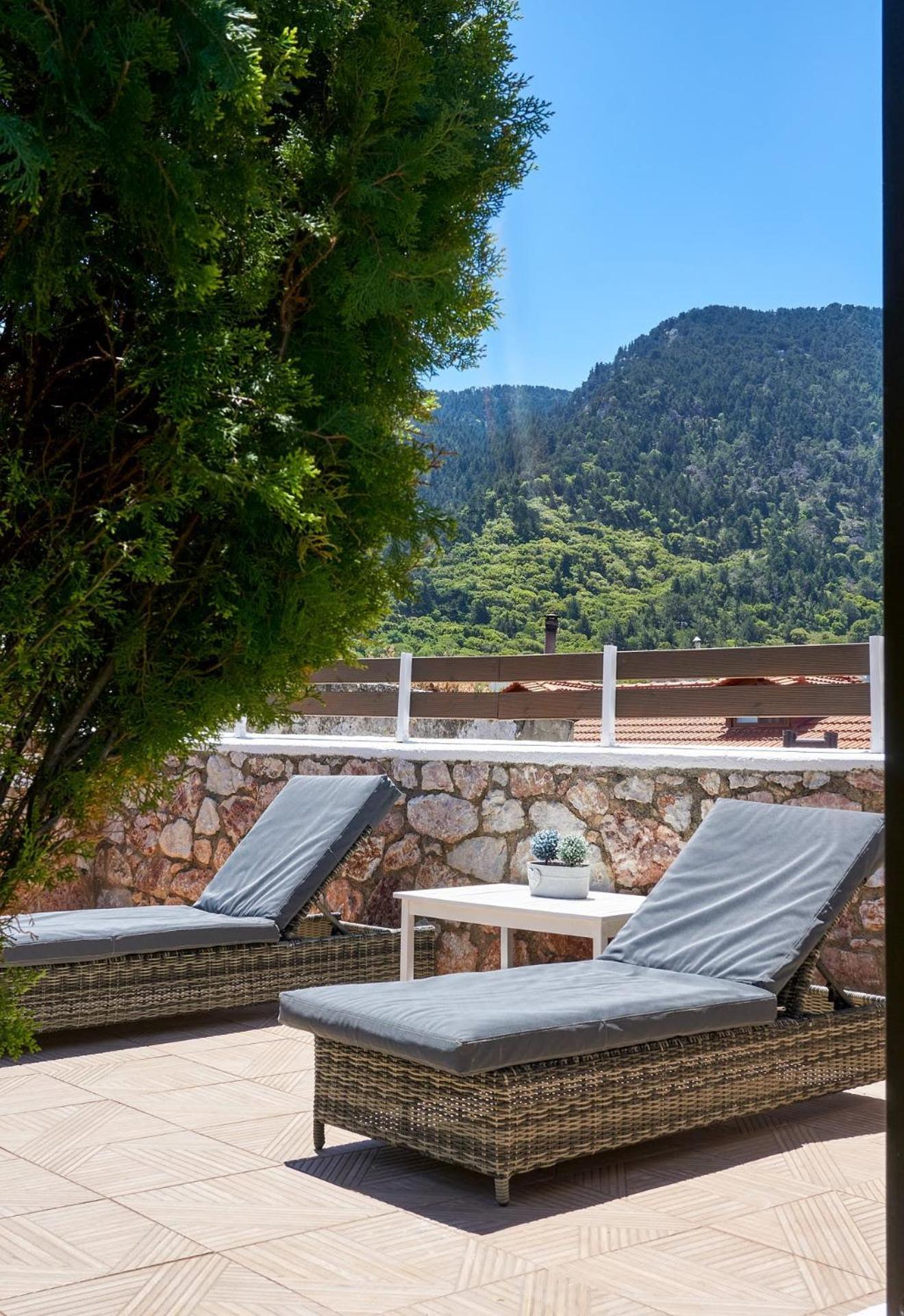 Fontana Luxury Villa Salakos With Pool Near Beach Exterior photo